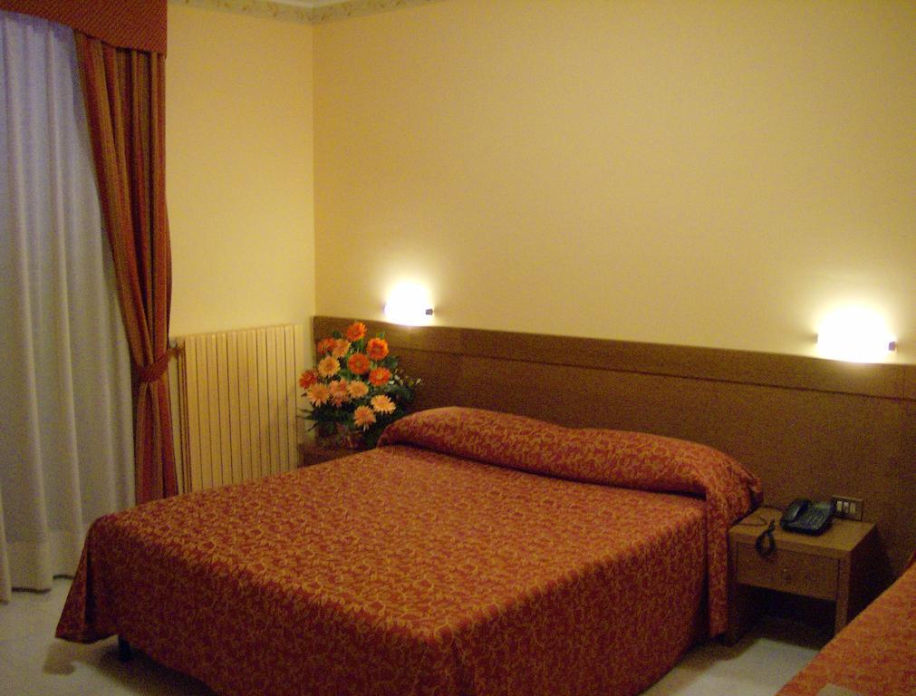 Hotel Zi Marianna Pertosa Номер фото
