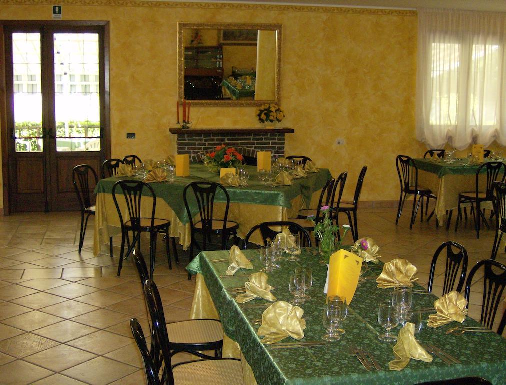 Hotel Zi Marianna Pertosa Экстерьер фото