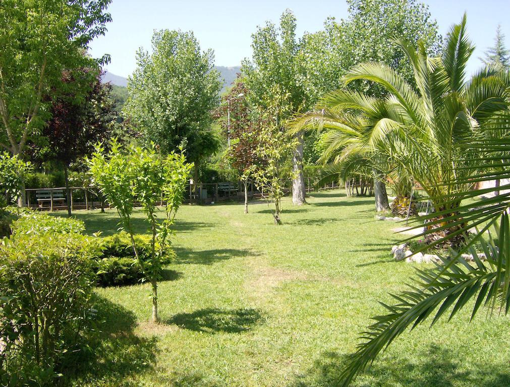 Hotel Zi Marianna Pertosa Экстерьер фото